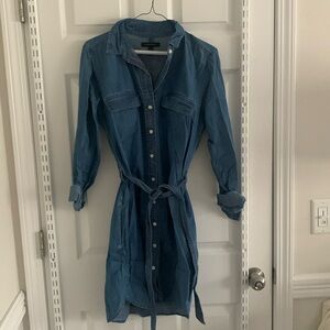 Banana Republic chambray belted shirt dress, Size S